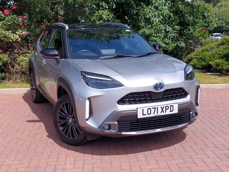 Toyota Yaris Cross 1.5 Hybrid Dynamic Cvt Silver