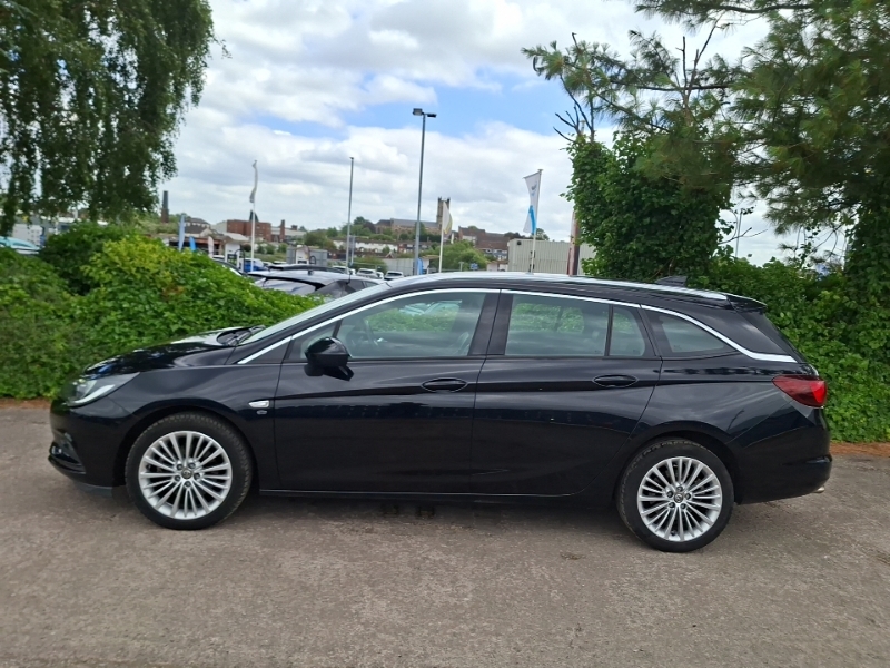 Vauxhall Astra 1.6T 16V 200 Elite Nav Black #4
