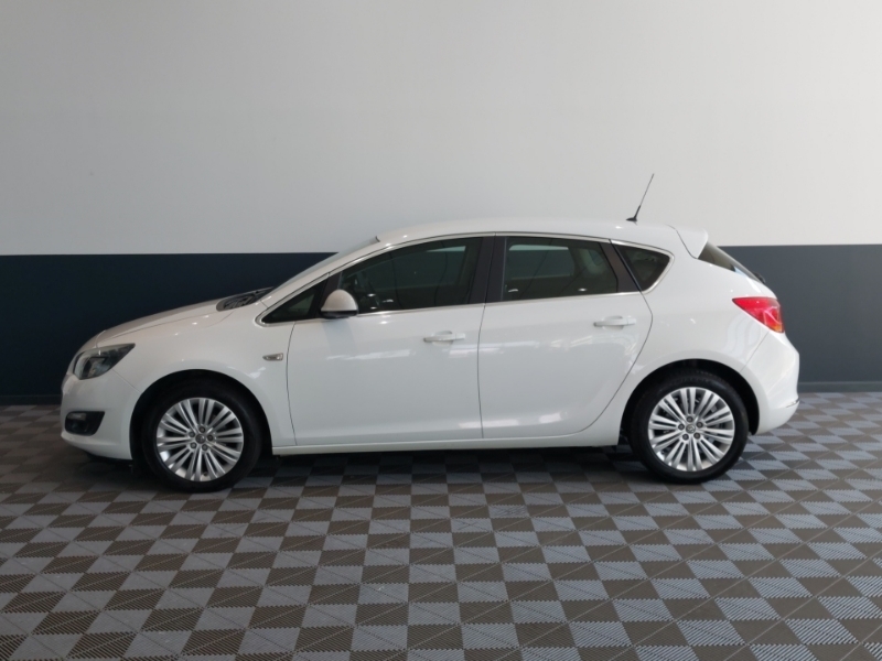 Vauxhall Astra 1.6I 16V Excite White #4