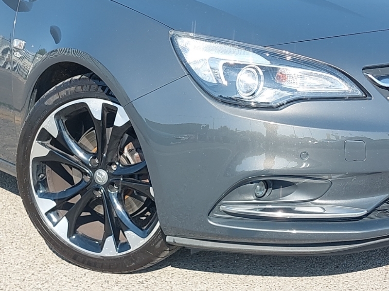 Vauxhall Cascada Elite Black #20