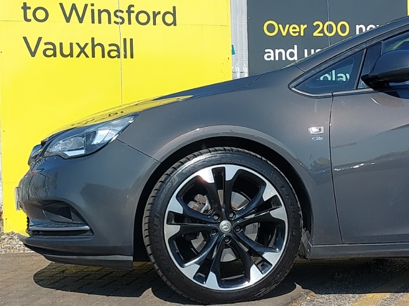 Vauxhall Cascada Elite Black #19