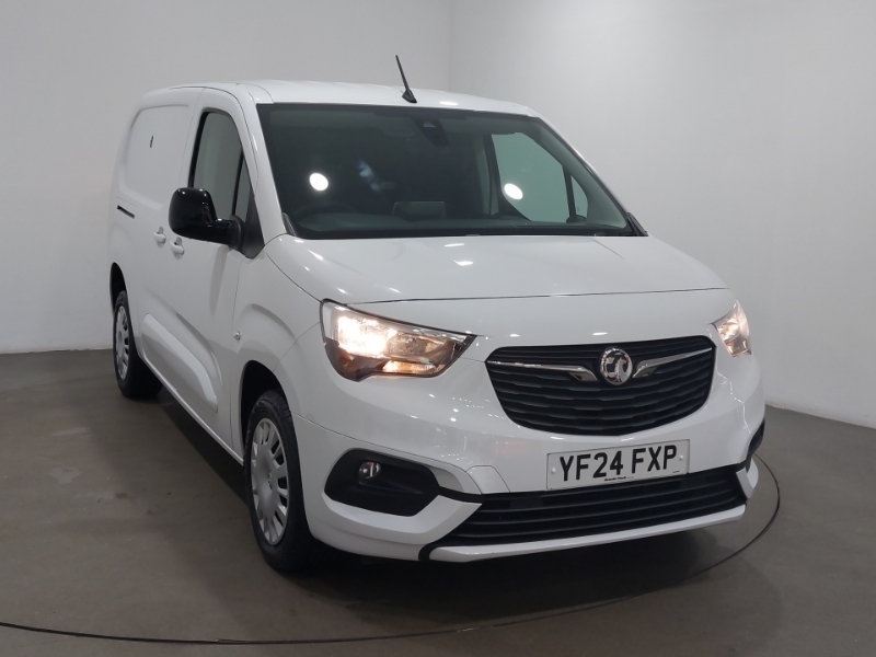 Vauxhall Combo 2300 1.5 Turbo D 100Ps H1 Pro Van White