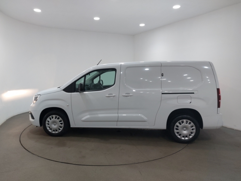 Vauxhall Combo 2300 1.5 Turbo D 100Ps H1 Pro Van White #4