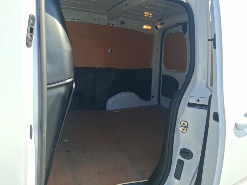 Vauxhall Combo 1.5 Turbo D 130Ps Pro H1 Van White #6
