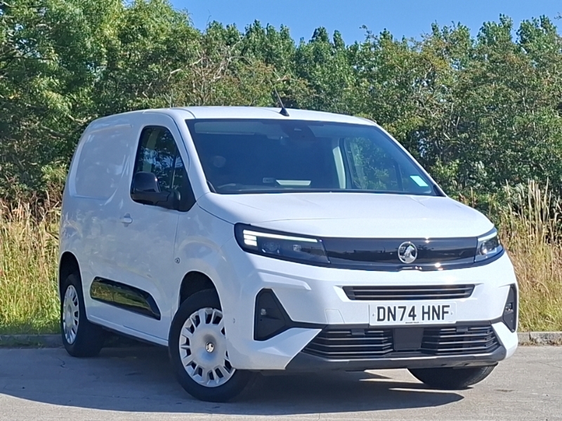 Vauxhall Combo 1.5 Turbo D 130Ps Pro H1 Van White
