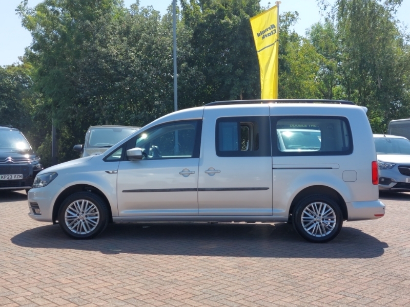Volkswagen Caddy Maxi Life 2.0 Tdi Dsg Silver #4