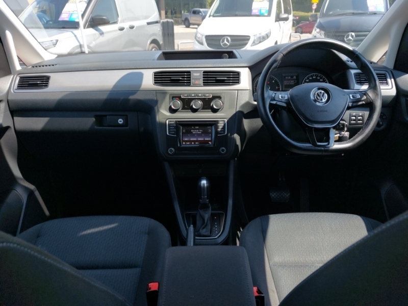 Volkswagen Caddy Maxi Life 2.0 Tdi Dsg Silver #3