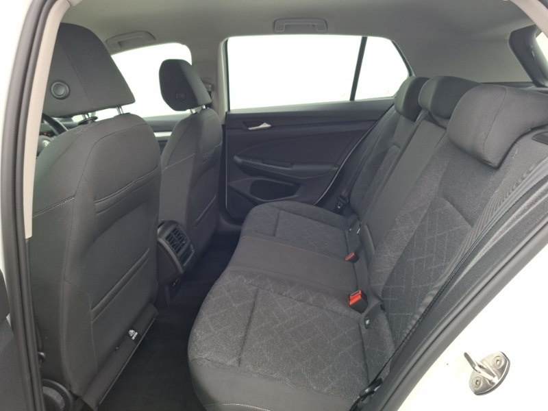Volkswagen Golf 1.0 Tsi Life GF22VYR White #6