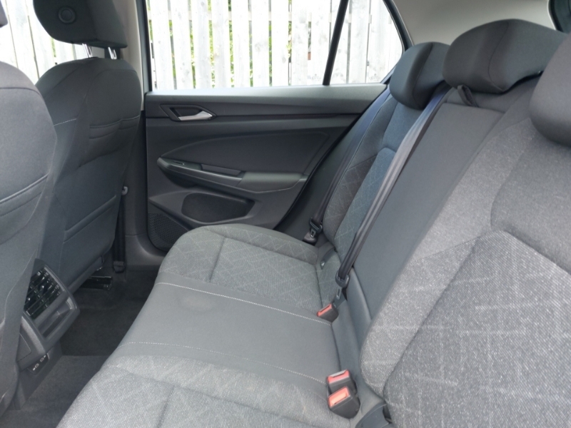Volkswagen Golf 1.5 Tsi Life KM70OCZ Grey #6