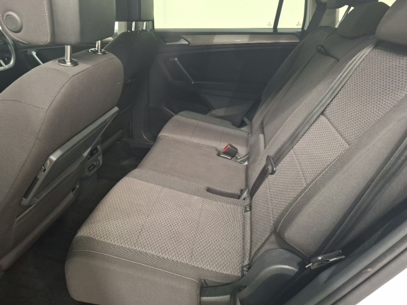 Volkswagen Tiguan Allspace 2.0 Tdi 4Motion Match Dsg White #6