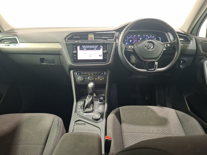 Volkswagen Tiguan Allspace 2.0 Tdi 4Motion Match Dsg White #3
