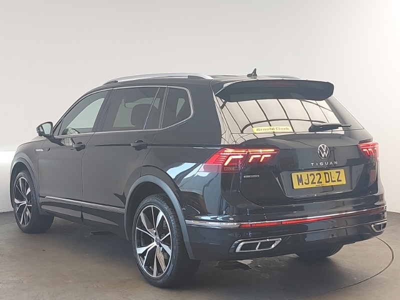 Volkswagen Tiguan Allspace 1.5 Tsi R-line Dsg Black #2