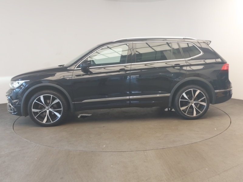Volkswagen Tiguan Allspace 1.5 Tsi R-line Dsg Black #4