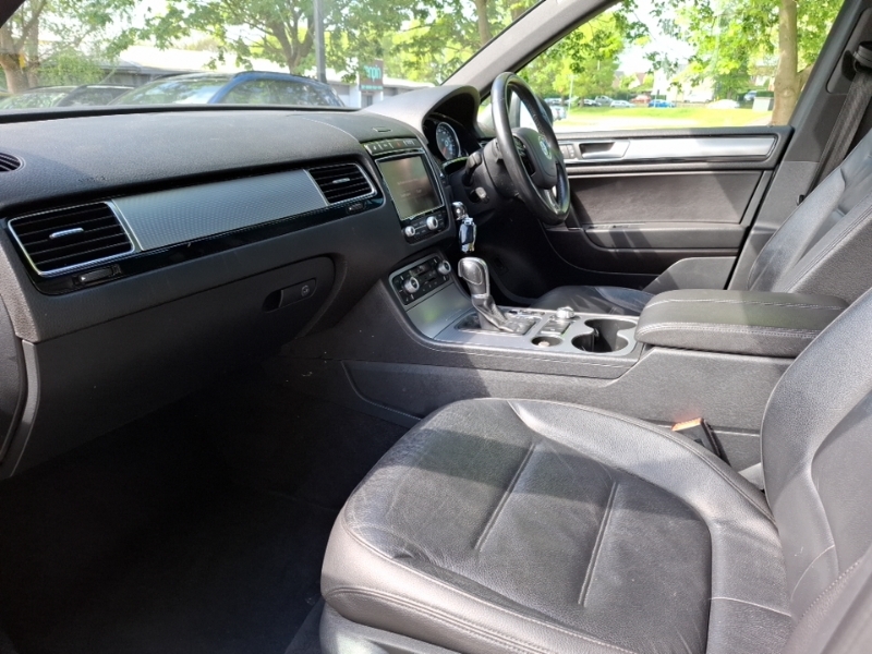 Volkswagen Touareg 3.0 V6 Tdi Bluemotion Tech 262 R-line Tip Grey #5