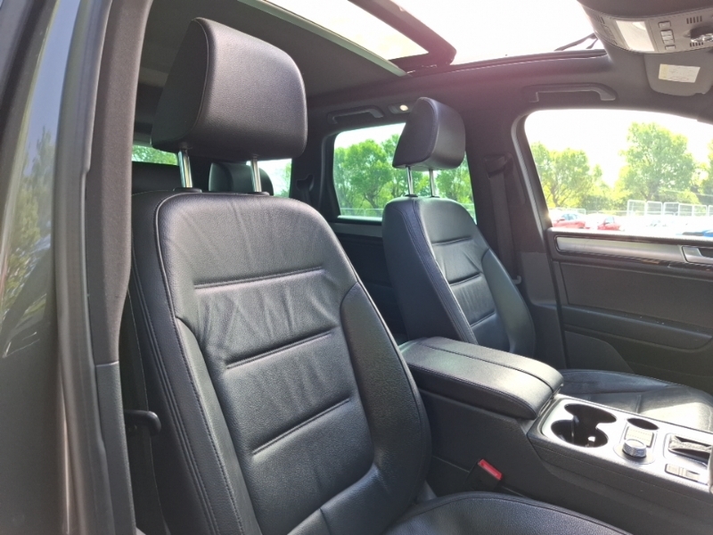 Volkswagen Touareg Touareg V6 R-line Tdi Bluemotion Technology White #15