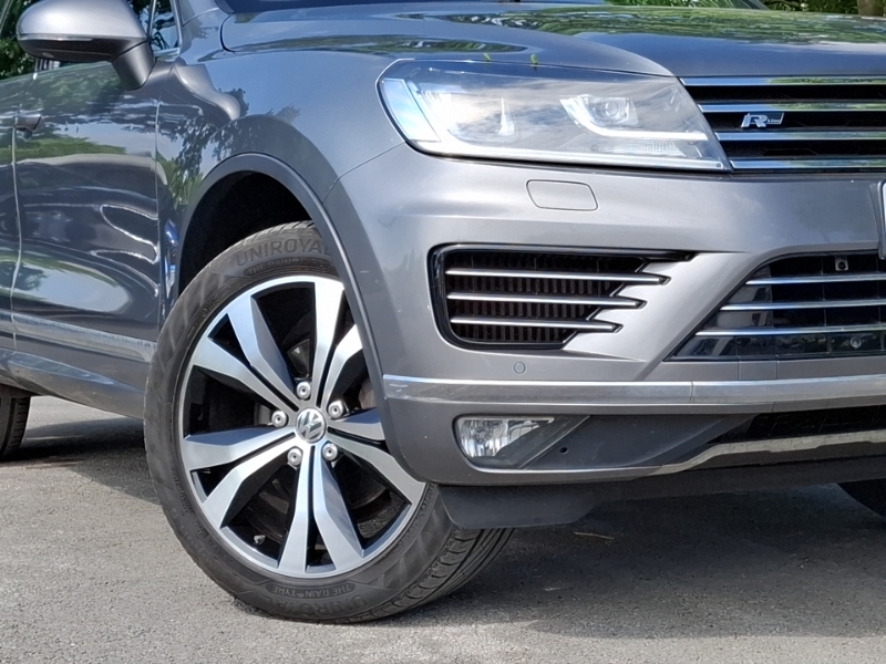 Volkswagen Touareg Touareg V6 R-line Tdi Bluemotion Technology White #20