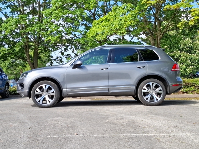 Volkswagen Touareg 3.0 V6 Tdi Bluemotion Tech 262 R-line Tip Grey #4