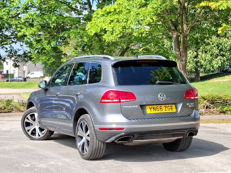 Volkswagen Touareg 3.0 V6 Tdi Bluemotion Tech 262 R-line Tip Grey #2