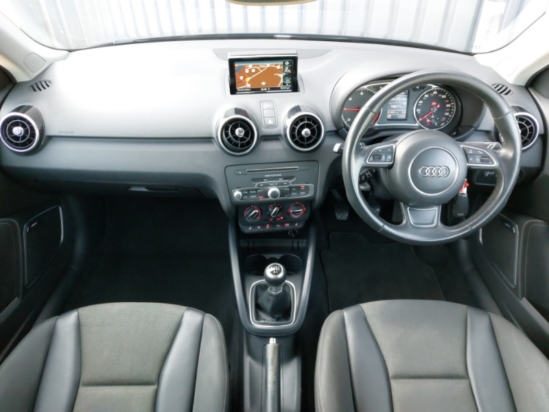 Audi A1 1.6 Tdi Sport Nav Black #3