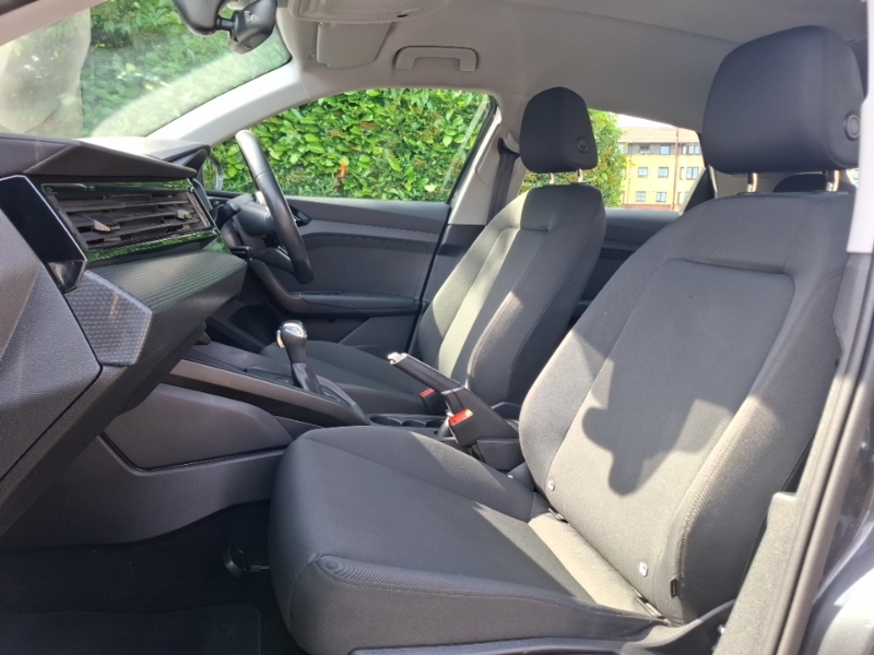 Audi A1 30 Tfsi 110 Technik S Tronic YT73FJF Grey #5