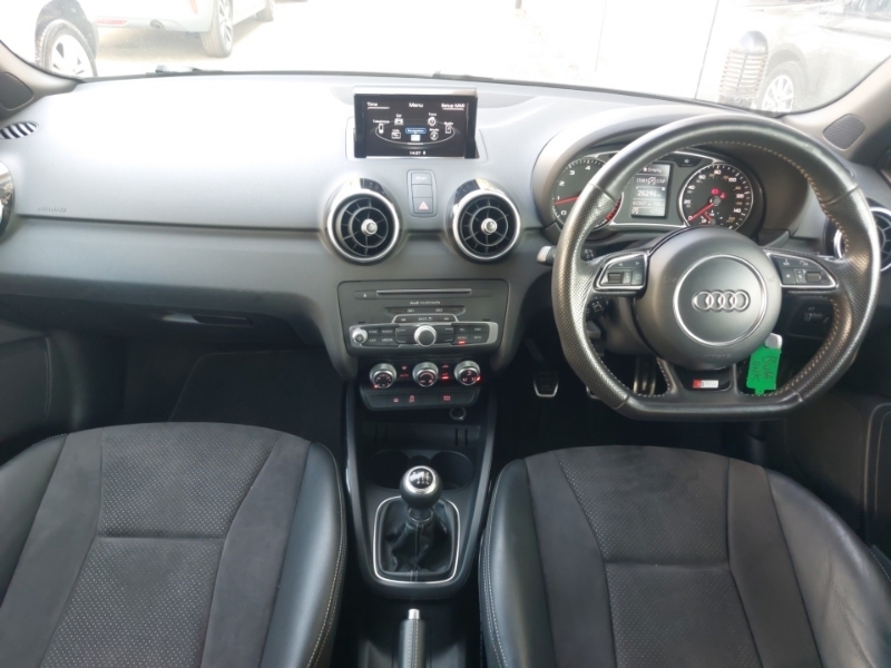 Audi A1 1.4 Tfsi 150 Black Edition White #3