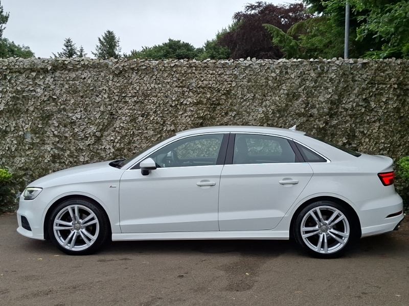 Audi A3 1.5 Tfsi S Line PN18UNJ White #4