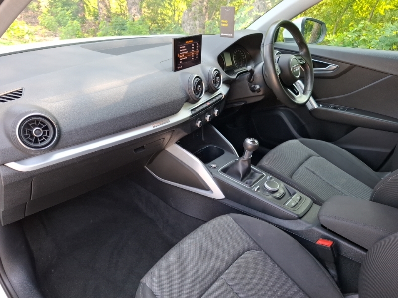 Audi Q2 1.0 Tfsi Sport White #5