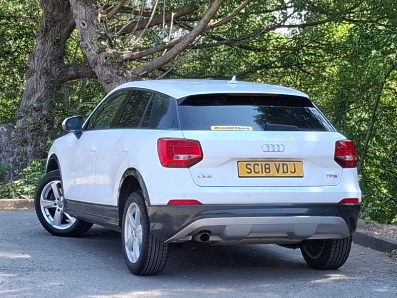 Audi Q2 1.0 Tfsi Sport White #2