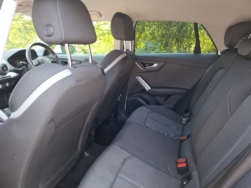 Audi Q2 1.0 Tfsi Sport White #6