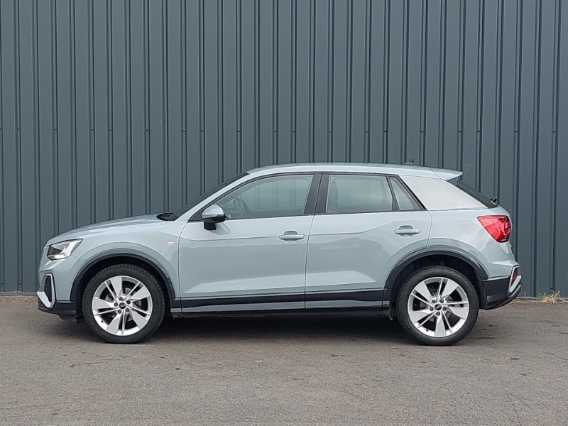 Audi Q2 35 Tfsi S Line S Tronic DF23KJV Grey #4