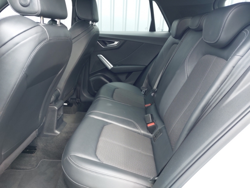 Audi Q2 35 Tfsi S Line S Tronic DF23KJV Grey #6