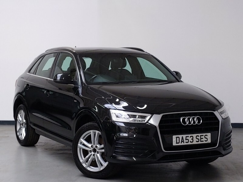 Audi Q3 2.0 Tdi S Line Black