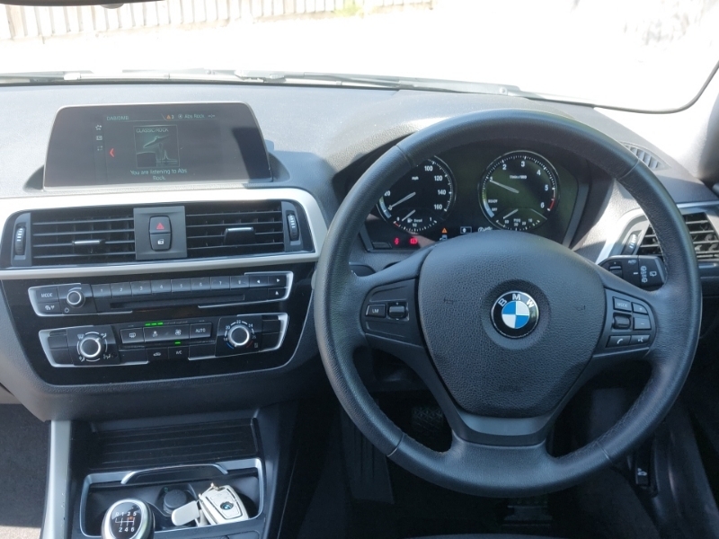 BMW 1 Series 1.5 118I Sport Euro 6 Ss Black #2