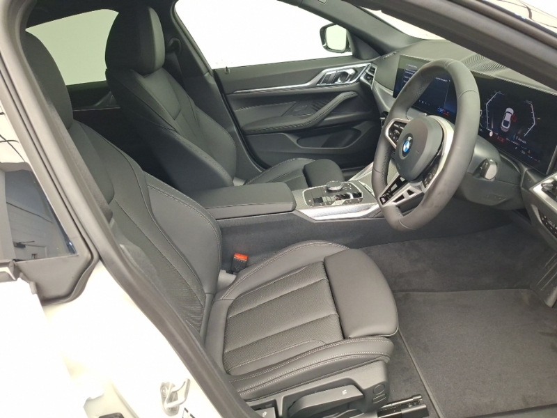 BMW 4 Series 420I M Sport Step White #6