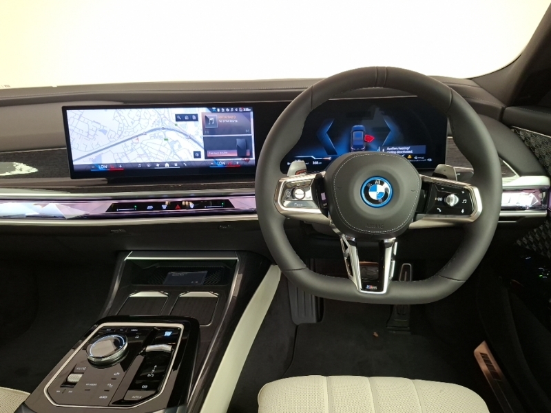 BMW 7 Series 750E Xdrive M Sport Black #6