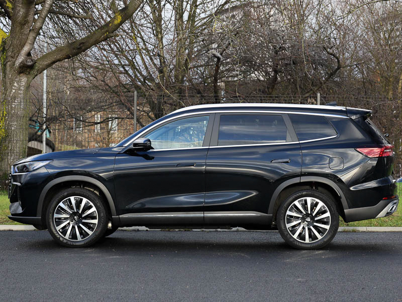 Chery Tiggo 8 1.5T Phev Summit Dht Black #5