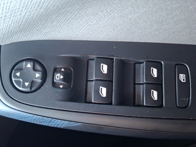 Citroen Grand C4 Picasso 1.6 Bluehdi Exclusive Eat6 Euro 6 Ss Red #16