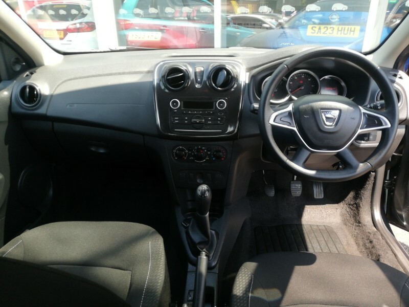 Dacia Sandero 1.0 Sce Essential Grey #3