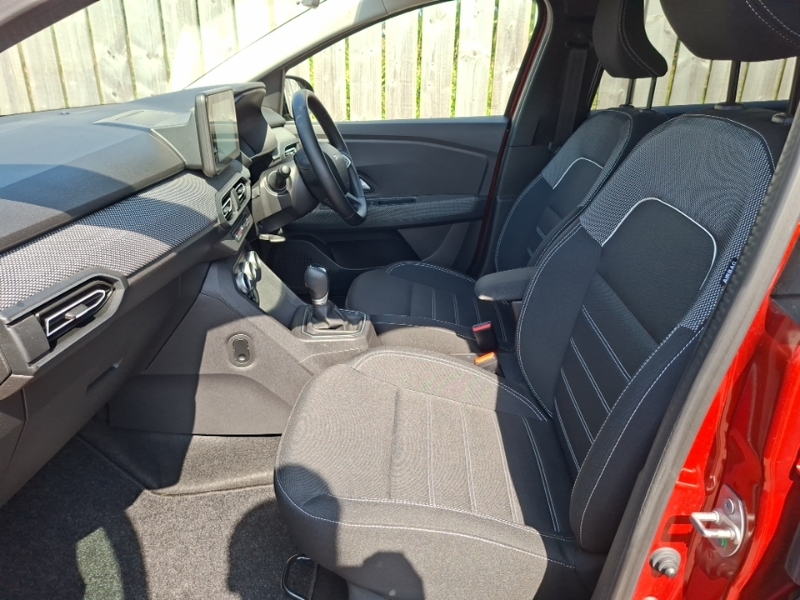 Dacia Jogger 1.6 Hev Expression SB23VKL Brown #5