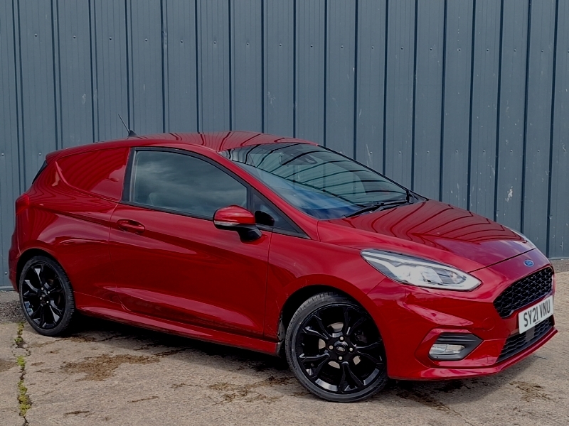 Ford Fiesta 1.0 Ecoboost 125 Sport Van SY21VNU Red #6