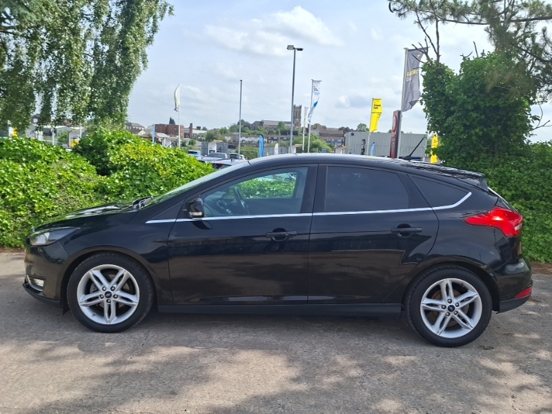 Ford Focus 1.5 Tdci 120 Titanium Black #4