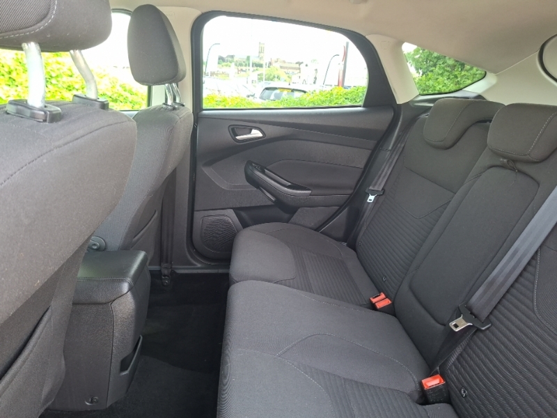 Ford Focus 1.5 Tdci 120 Titanium Black #6