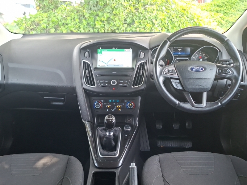 Ford Focus 1.5 Tdci 120 Titanium Black #3