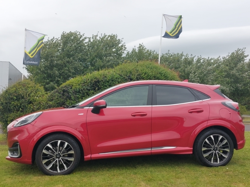 Ford Puma 1.0 Ecoboost Hybr Mhev 155 St-line Vignale Dct YM23UEW Red #4