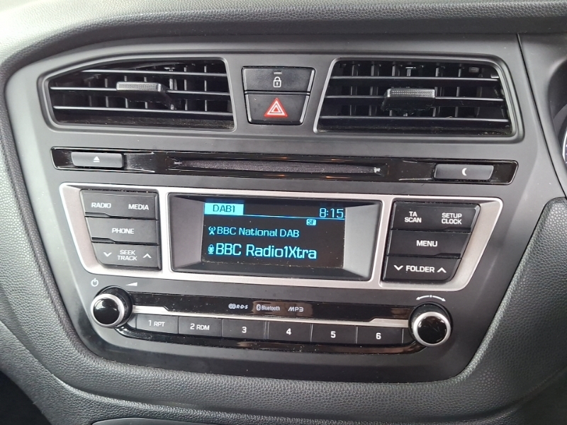 Hyundai I20 1.0 T-gdi Premium Nav Coupe Euro White #11