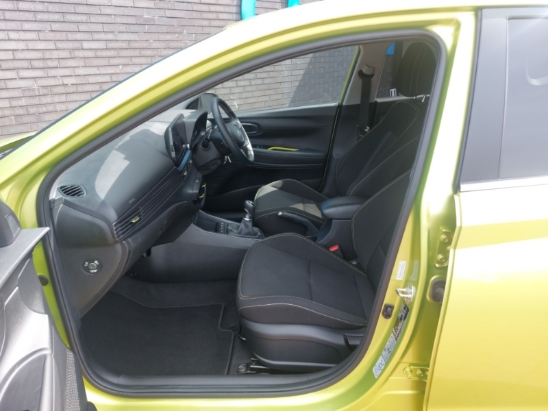 Hyundai I20 1.0T Gdi Premium Yellow #5