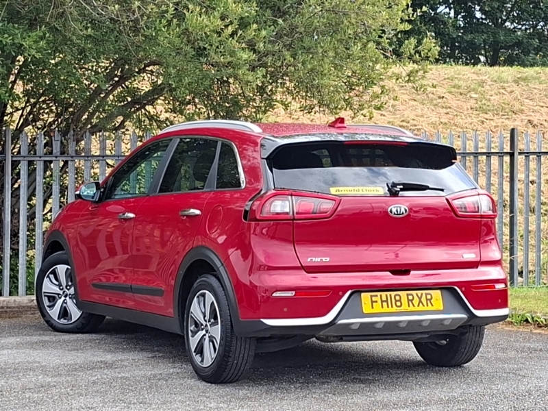 Kia Niro 1.6 Gdi Hybrid 2 Dct Red #2