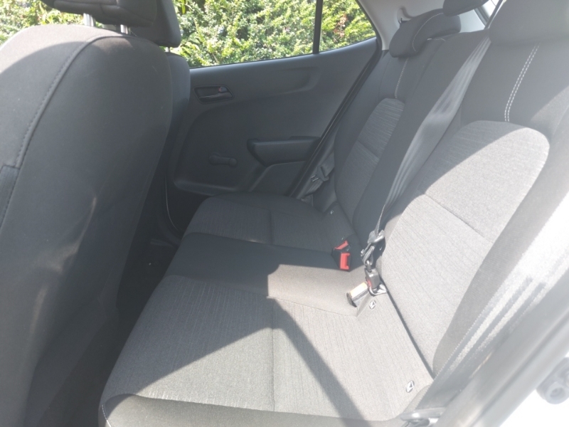 Kia Picanto 1.0 1 White #6