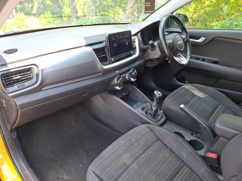 Kia Stonic 1.0T Gdi 99 2 Yellow #5