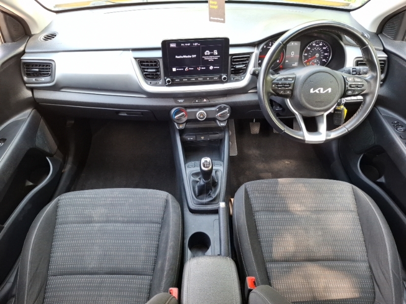 Kia Stonic 1.0T Gdi 99 2 Yellow #3